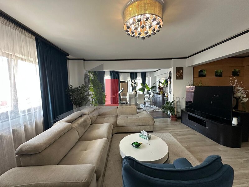 Trei camere, apartament, 145 mp, la 6 min de metrou Eroii Revolutiei