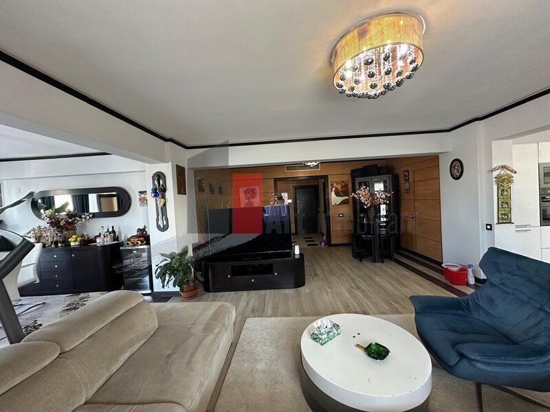 Trei camere, apartament, 145 mp, la 6 min de metrou Eroii Revolutiei