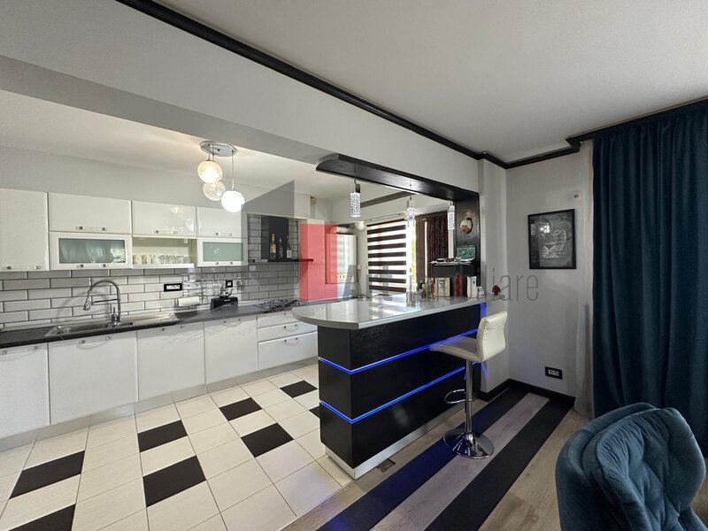 Trei camere, apartament, 145 mp, la 6 min de metrou Eroii Revolutiei